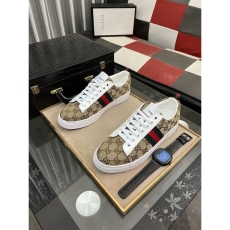 Gucci Low Shoes